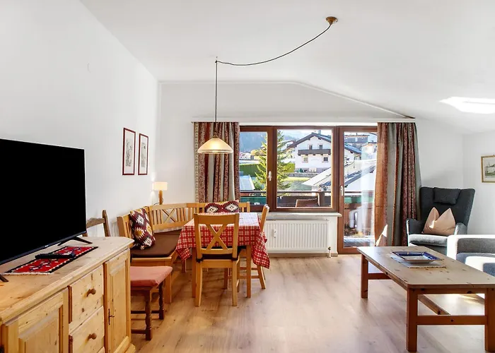 Haus Excelsior Top 40